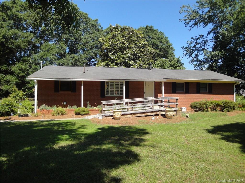 9713 Washam Potts Rd., Cornelius, NC 28031