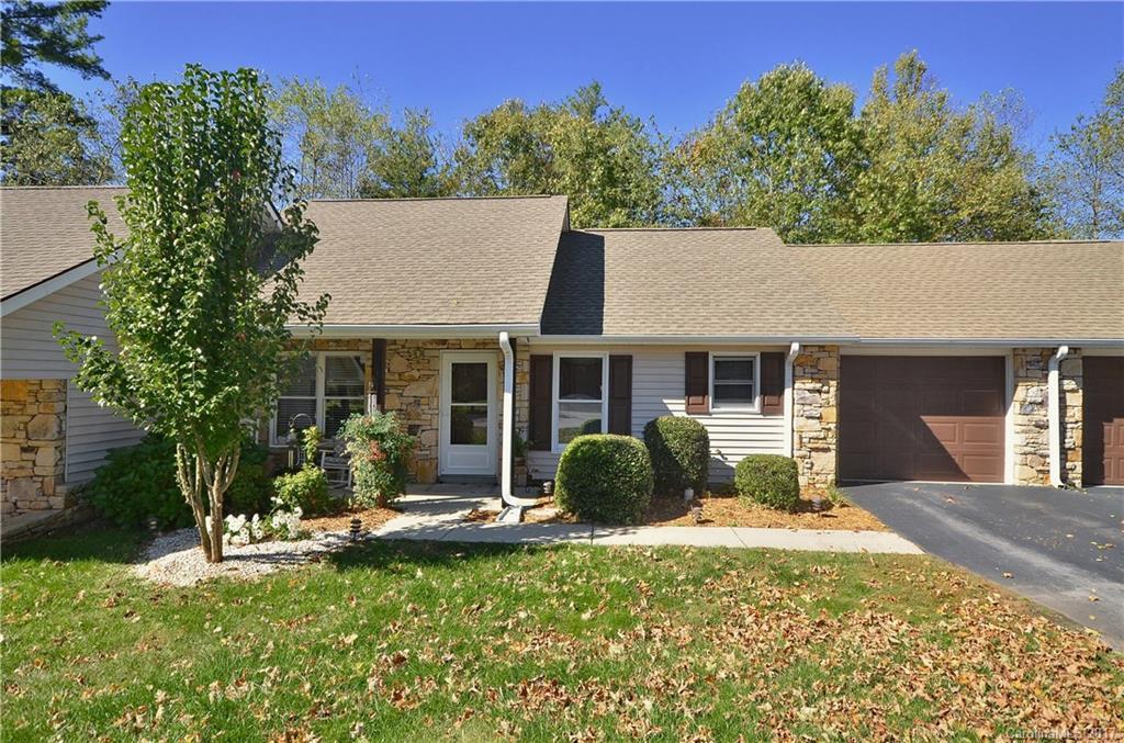 404 Pocono Ct., Arden, NC 28704