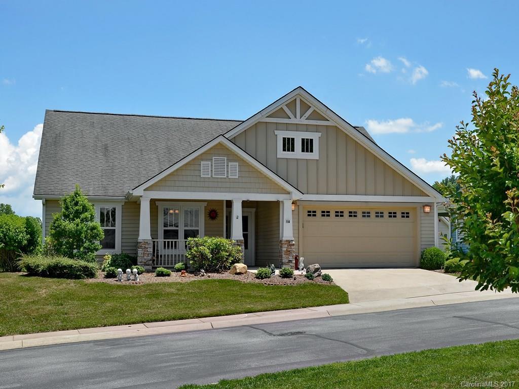 57 Winter Wren Cir., Hendersonville, NC 28792