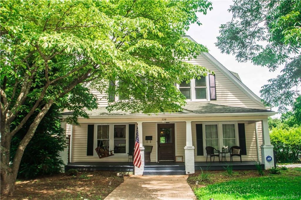 738 N Main St., Mooresville, NC 28115