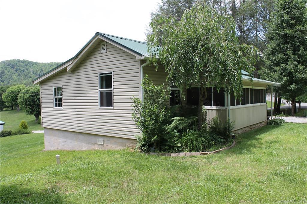 810 Lyday Loop, Pisgah Forest, NC 28768