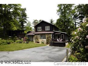 420 Woodbyne Ave., Hendersonville, NC 28739