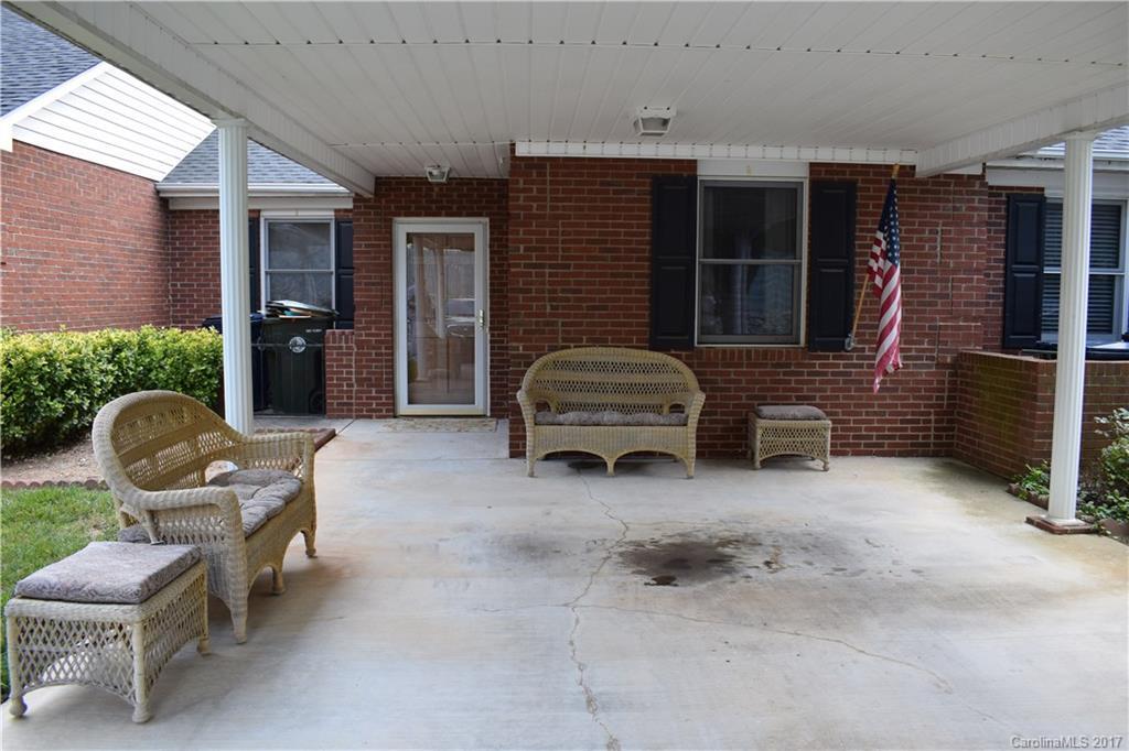 19806 Oak Leaf Cir. #65, Cornelius, NC 28031