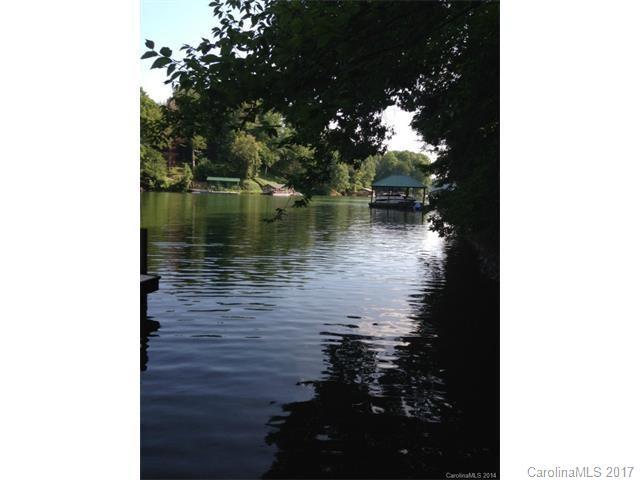 129 River Ridge Ln., Statesville, NC 28677