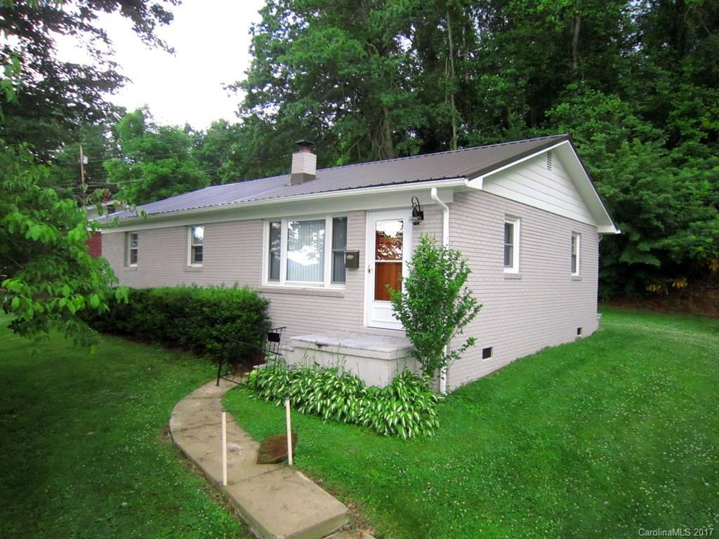 66 Orchard View Dr., Waynesville, NC 28786