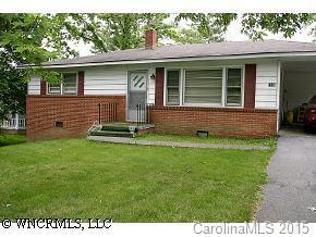 1106 North Justice Street, Hendersonville, NC 28791