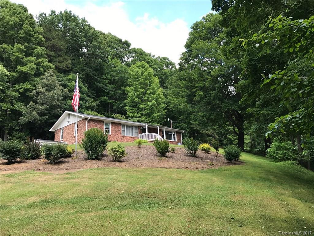 300 Centerway Dr. #2, Hendersonville, NC 28792