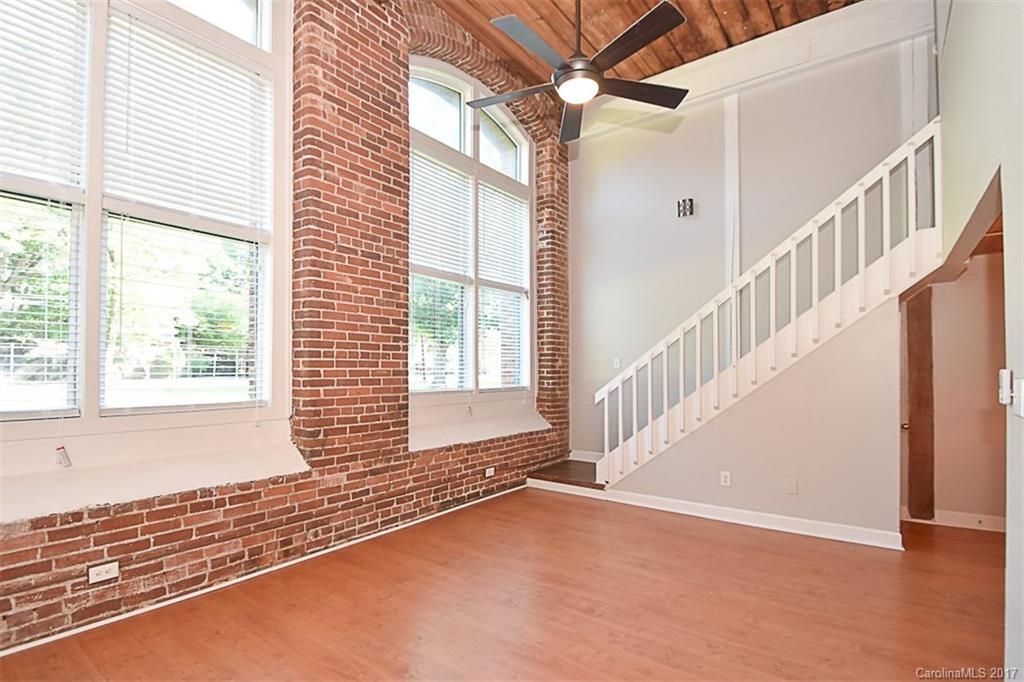 201 Hoskins Rd. #112, Charlotte, NC 28208