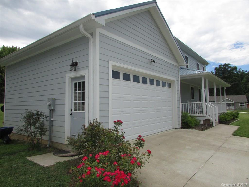 1744 Fruitland Rd., Hendersonville, NC 28739