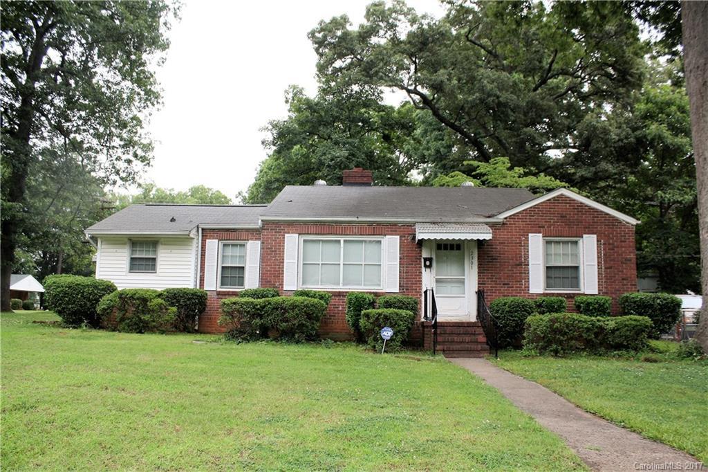 2301 Orton St., Charlotte, NC 28208