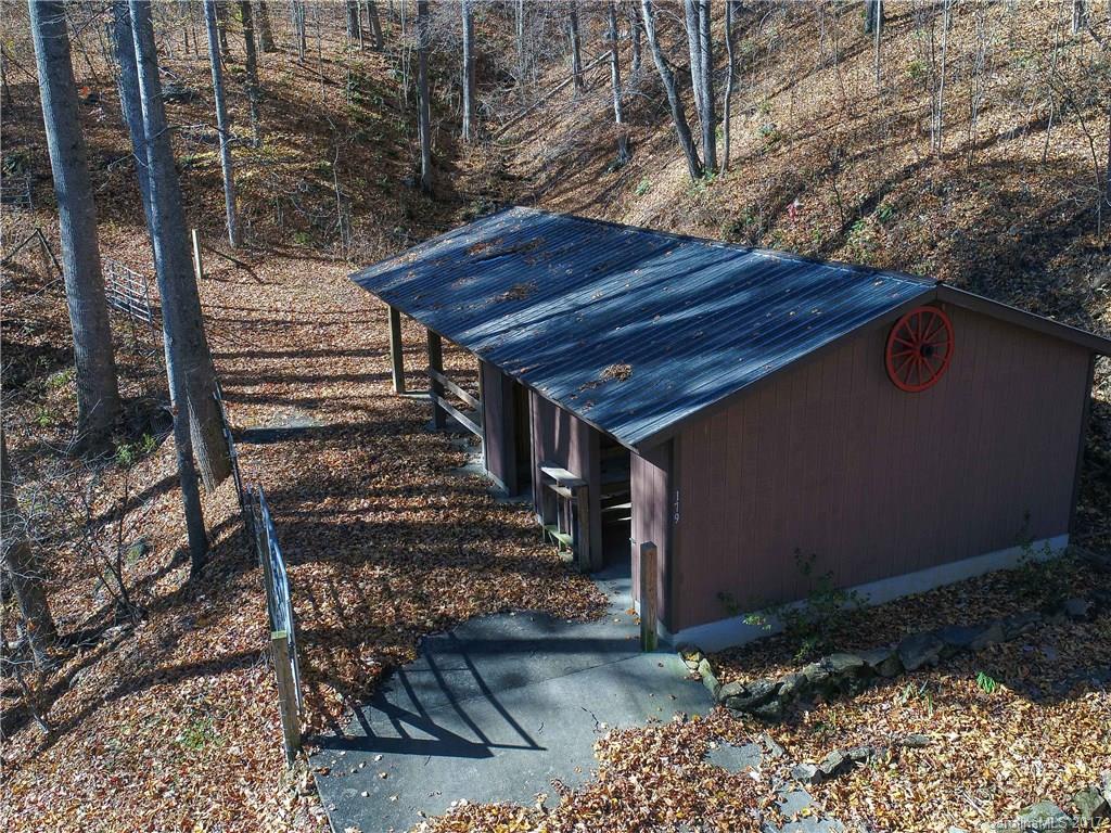 179 Apgar Rd., Candler, NC 28715