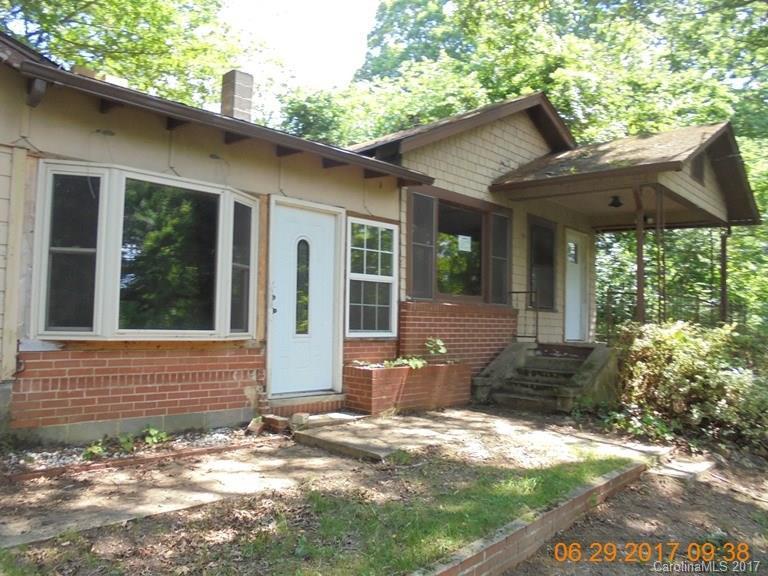 38 Sherwood Forest Dr., Arden, NC 28704