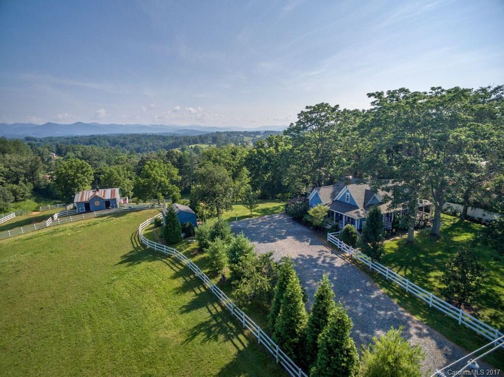 637 Jupiter Rd., Weaverville, NC 28787