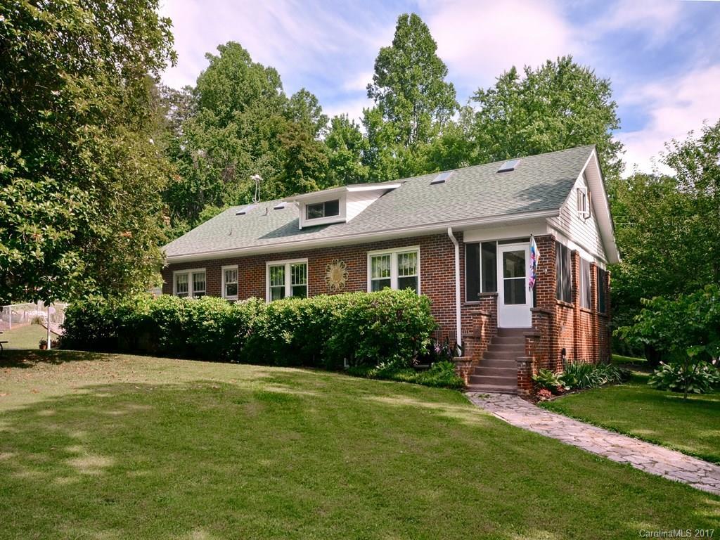 550 Case Cove Rd., Candler, NC 28715