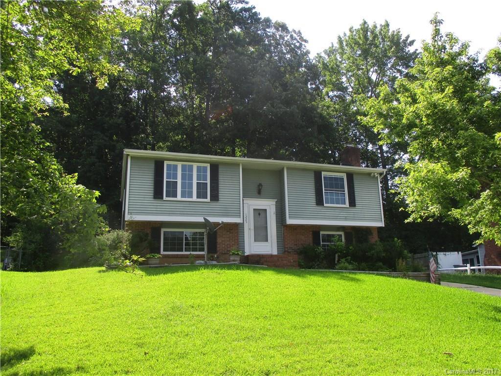 1225 Ogden Pl., Charlotte, NC 28213