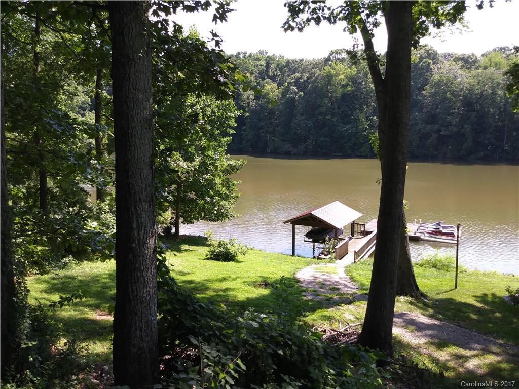 7057 Tallent Ct., Sherrills Ford, NC 28673