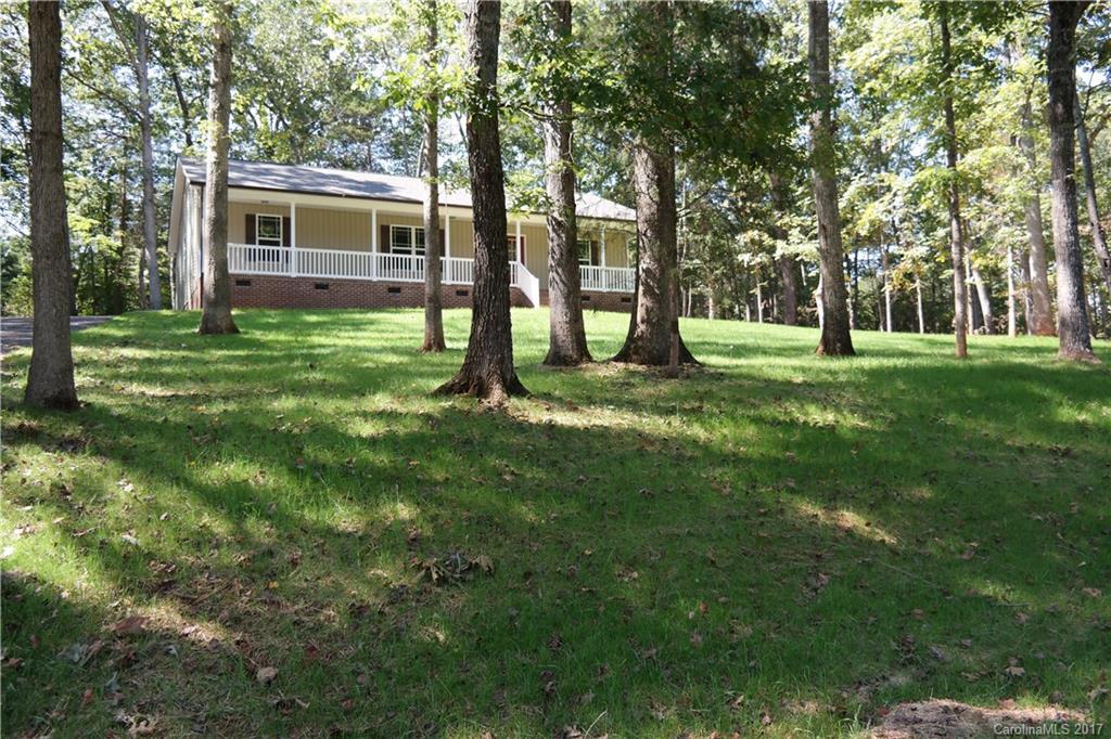 960 Park Cir., Lincolnton, NC 28092