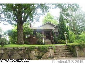 610 Willow Road, Hendersonville, NC 28739