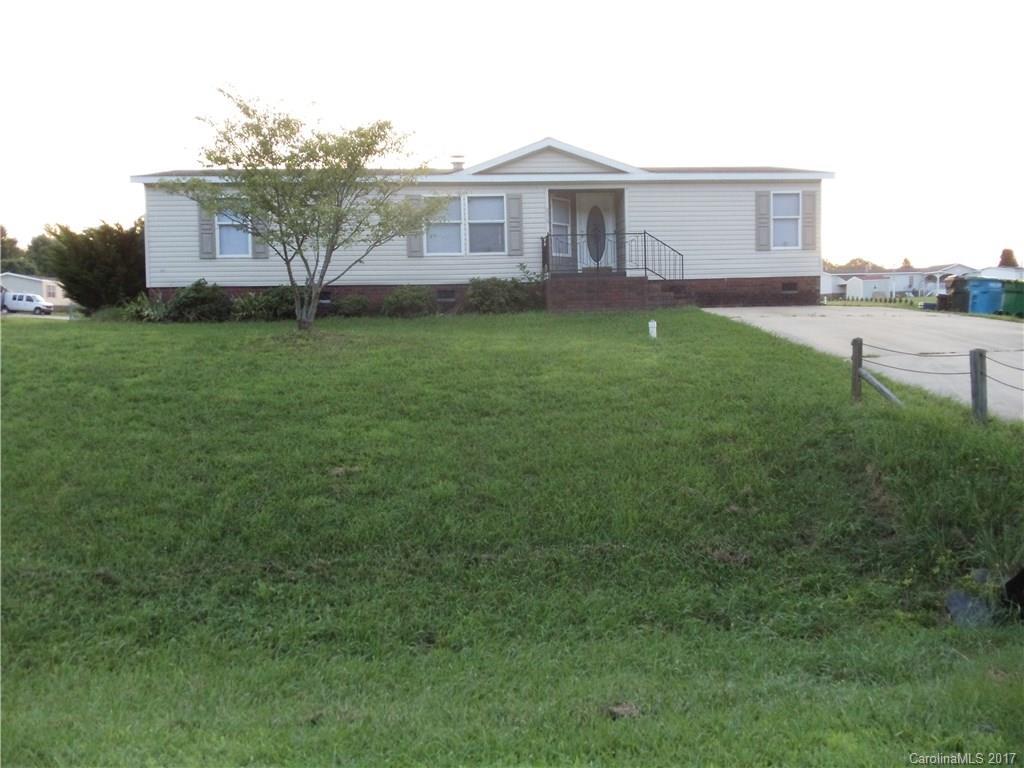 1119 Keystone Dr., Salisbury, NC 28147