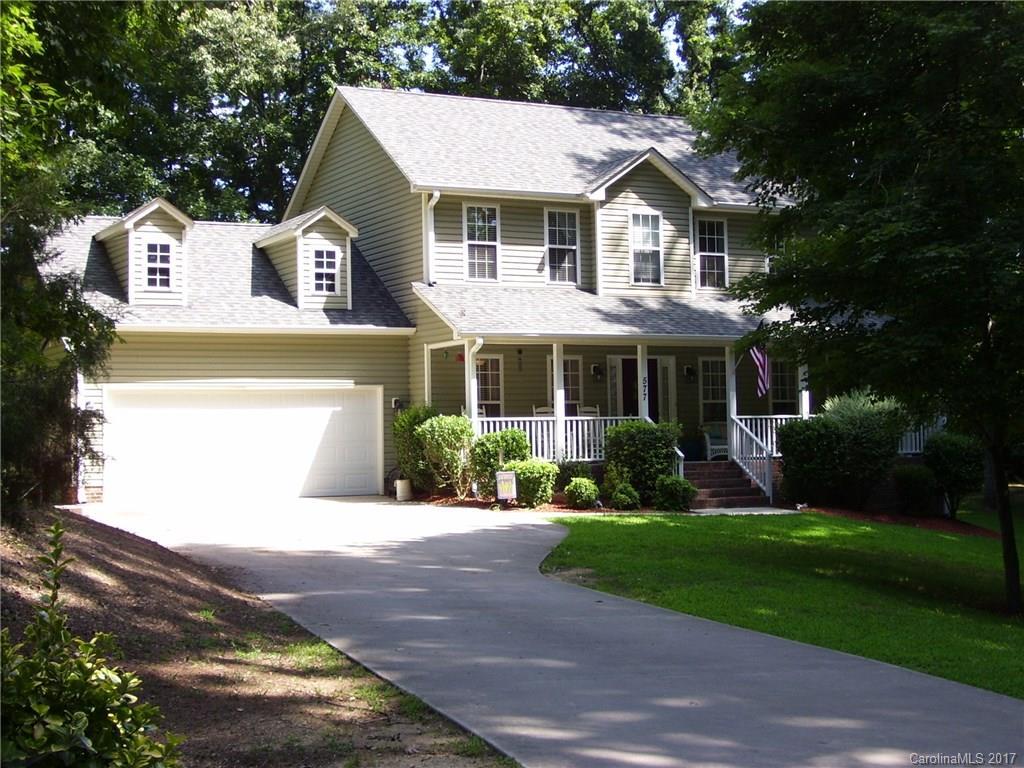577 Westwood Dr., Kannapolis, NC 28081