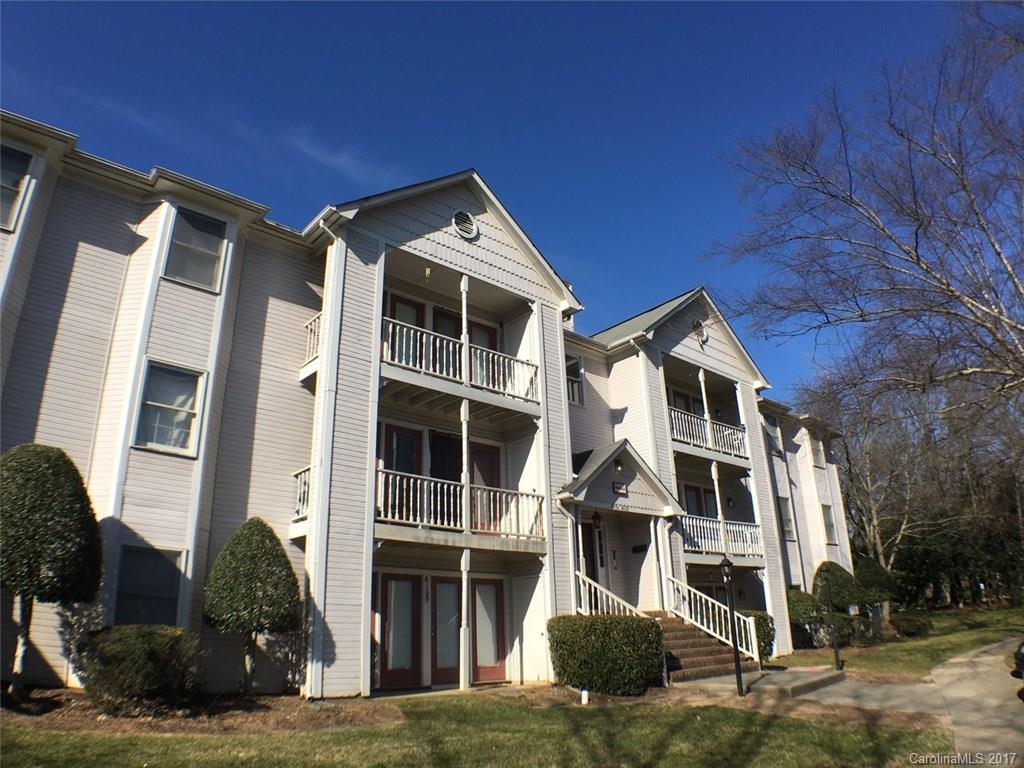 6136 Meadow Rose Ln., Charlotte, NC 28215