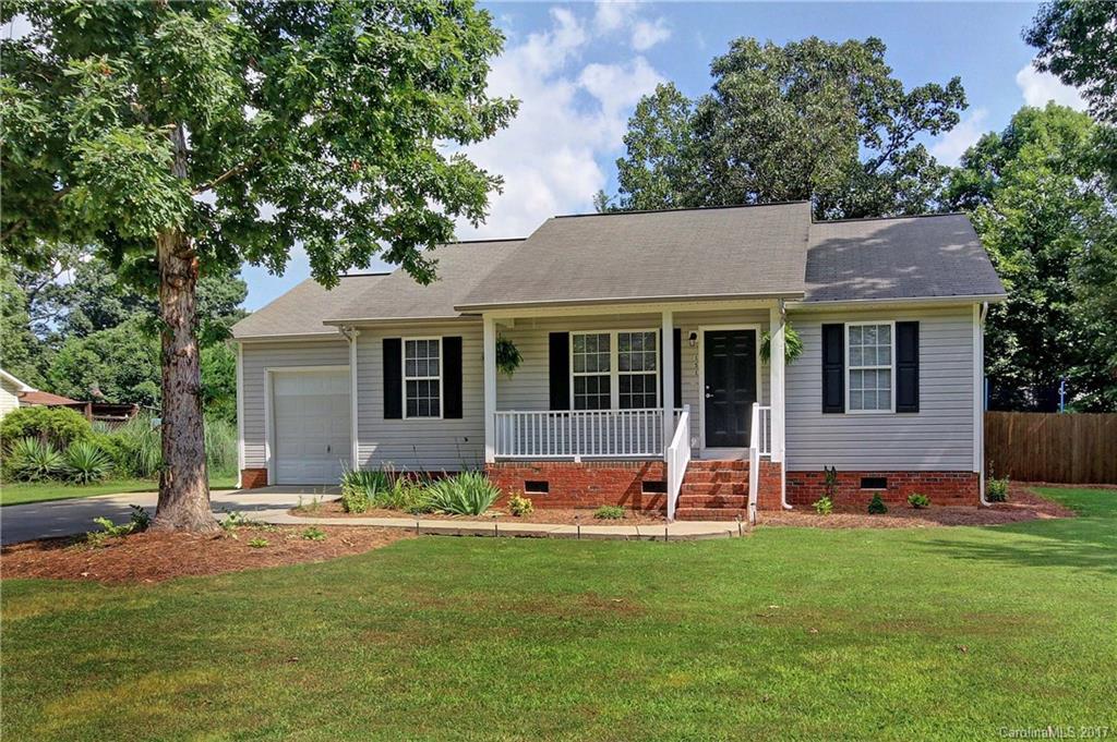 151 Brookview Rd., Statesville, NC 28625
