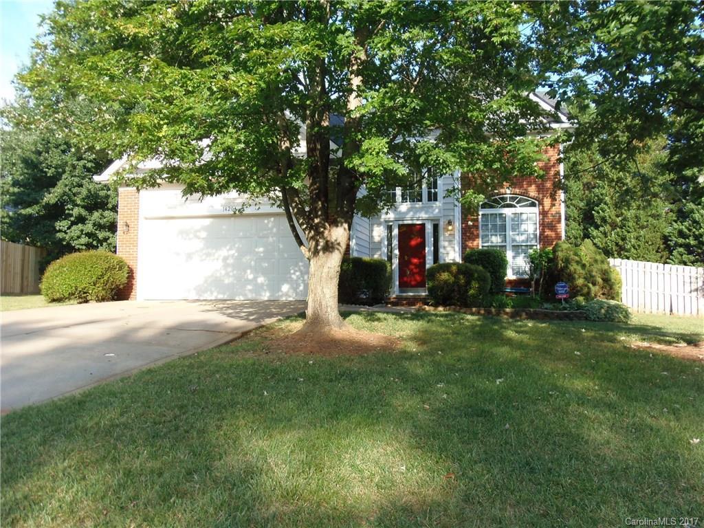 14204 Lithgow Pl., Huntersville, NC 28078