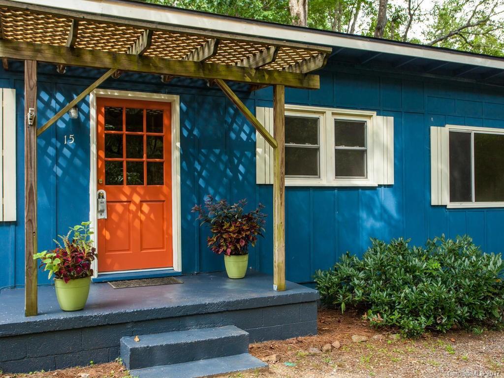 15 Forest Ln., Black Mountain, NC 28711