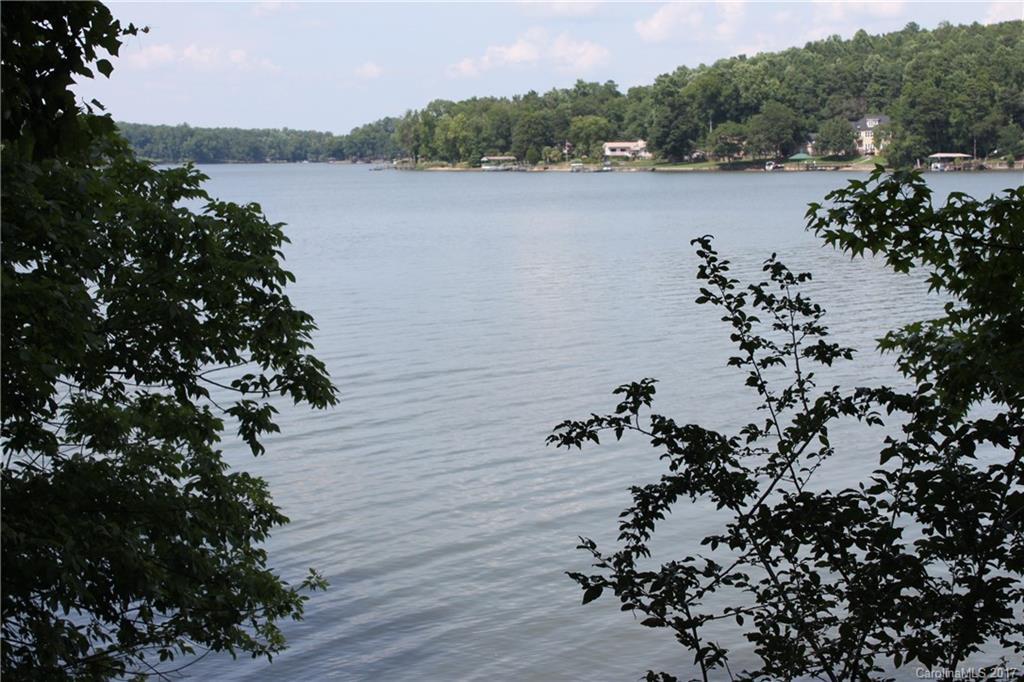 1173 Oak Crest Tr., Belmont, NC 28012