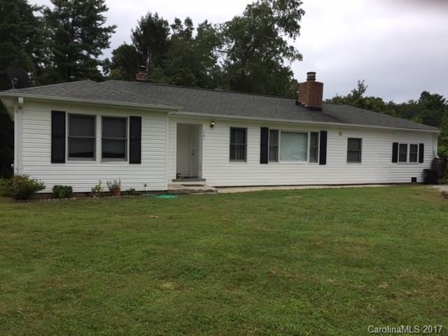 501 Wickins Dr., Hendersonville, NC 28791