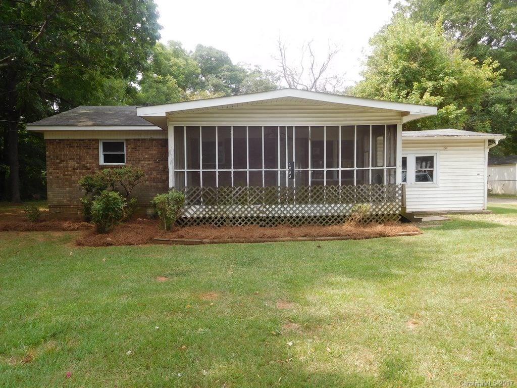 1023 Hoover Ave., Mount Holly, NC 28120