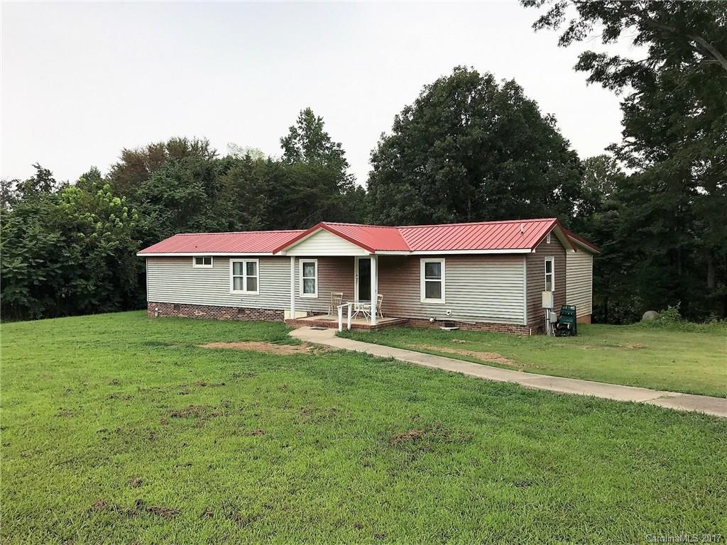 9024 Cloverfield Dr., Kannapolis, NC 28081