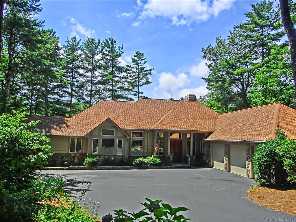 126 Club Dr., Sapphire, NC 28774