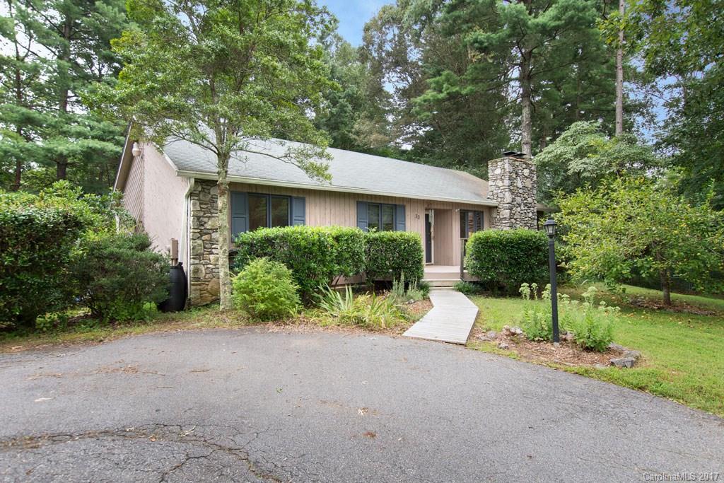 35 Spring Hill Dr., Asheville, NC 28804