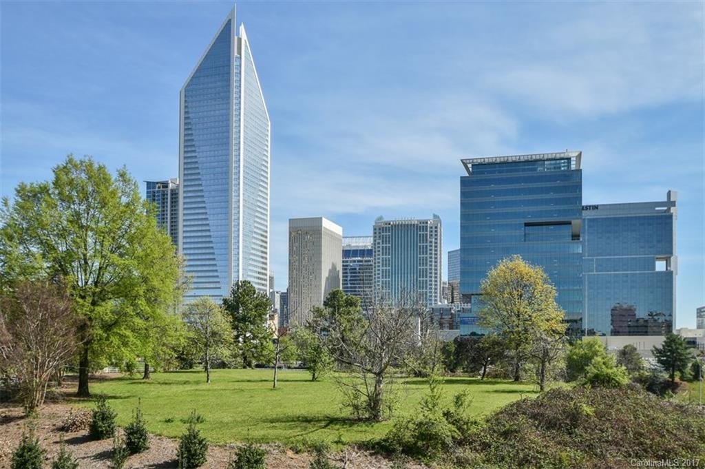 853 Seigle Point Dr. #5, Charlotte, NC 28204