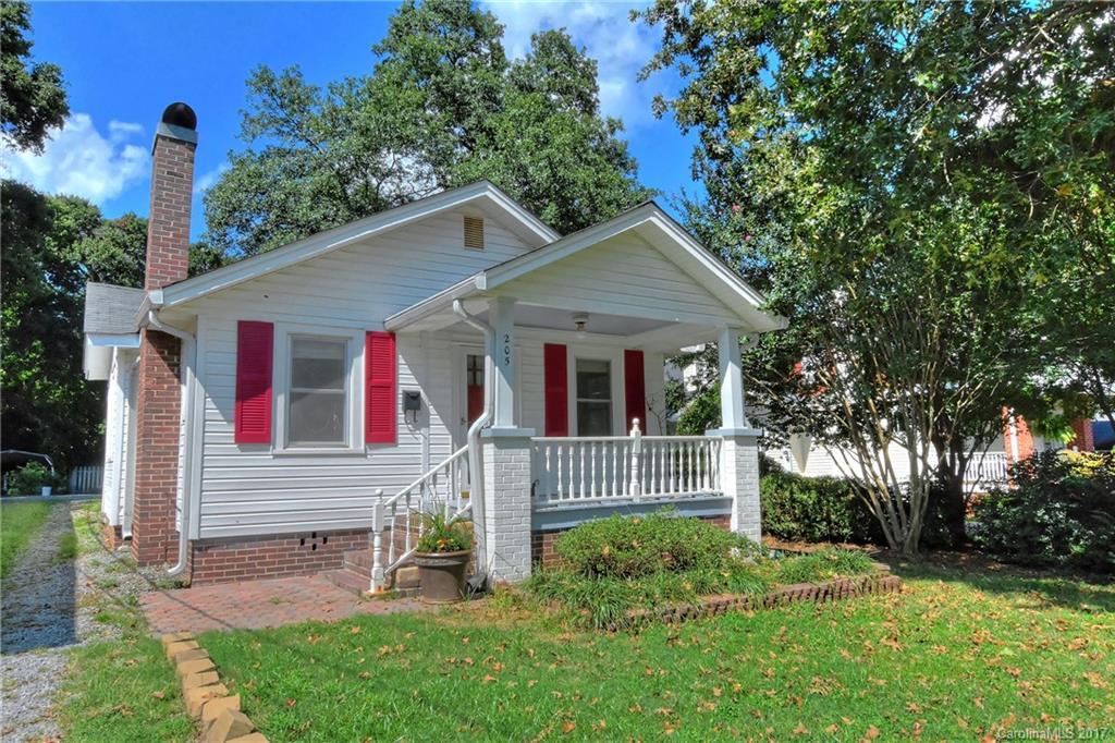 205 Summit Ave., Mount Holly, NC 28120