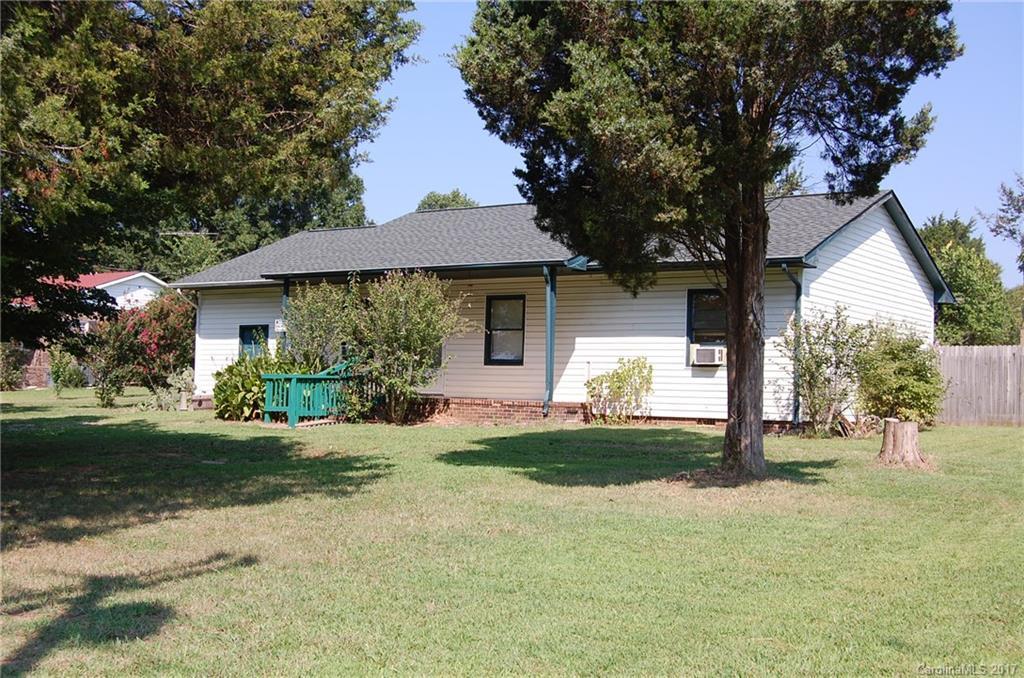 145 Westmoreland Rd., Mooresville, NC 28115