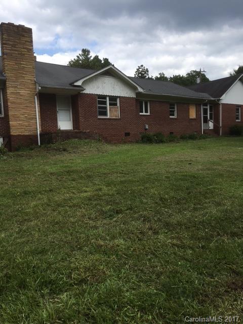 1400 Lundy Ln., Charlotte, NC 28214