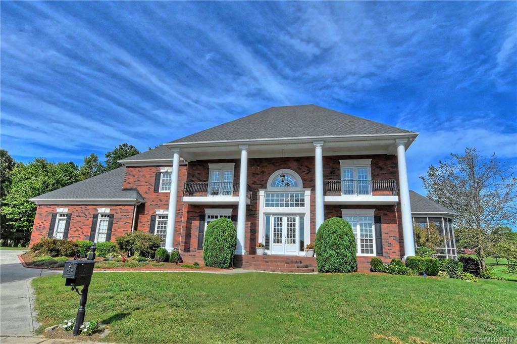 5018 Golf View Ct., Matthews, NC 28104