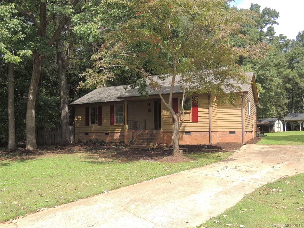 3028 Gatehouse Ct., Gastonia, NC 28056