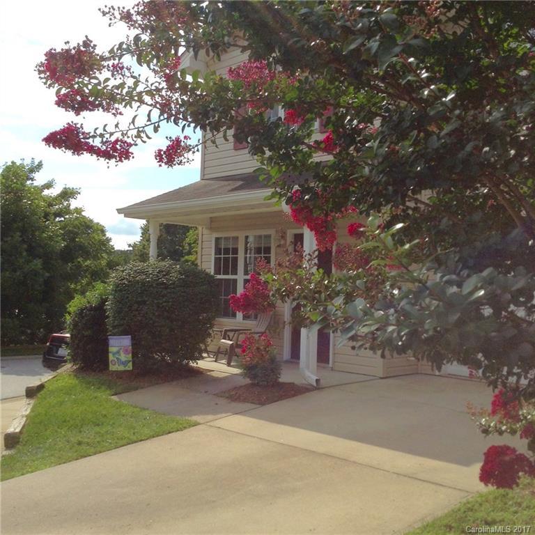 49 Yorktown Cir. #18, Hendersonville, NC 28732