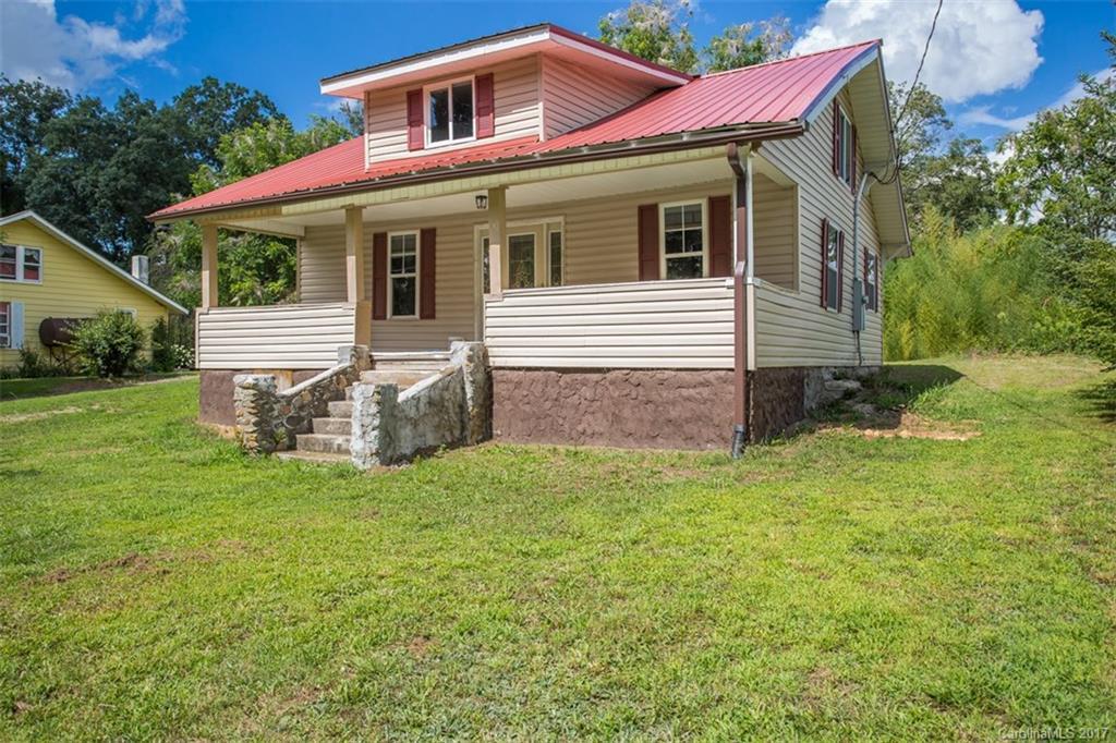 2039 Dutch Cove Rd., Canton, NC 28716