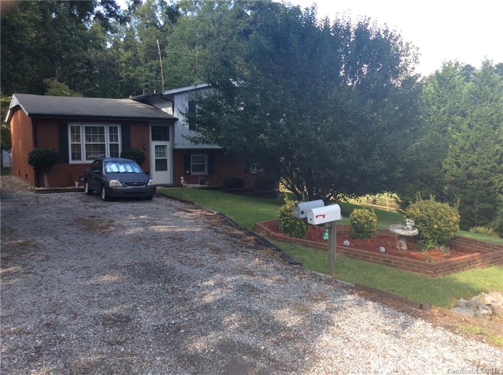 143 Vandalia Rd., Mooresville, NC 28117