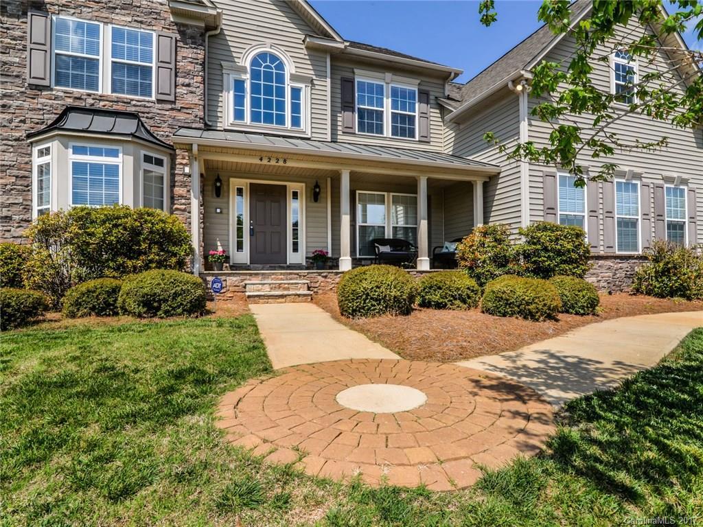 4228 Amber Leigh Way Dr. #L3, Charlotte, NC 28269