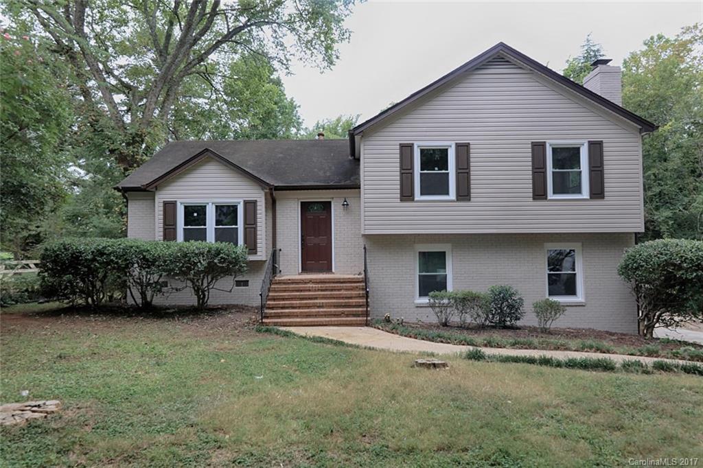 1914 Bonnie Ln., Charlotte, NC 28213