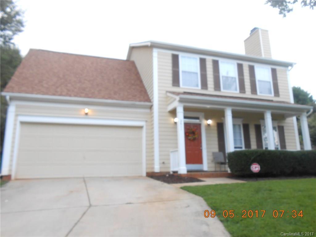 2611 Clarencefield Dr., Charlotte, NC 28216
