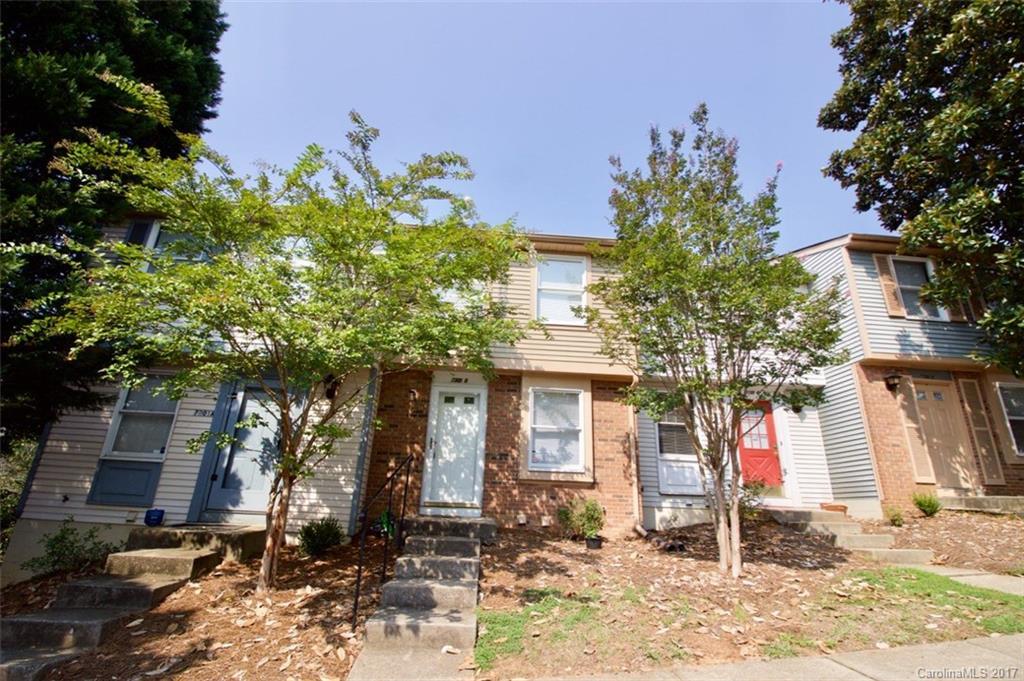 7301 Pebblestone Dr. #B, Charlotte, NC 28212