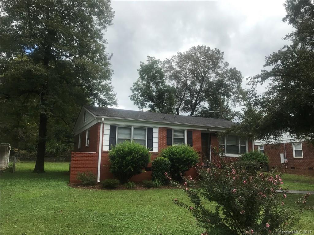 2271 Kilborne Dr., Charlotte, NC 28205