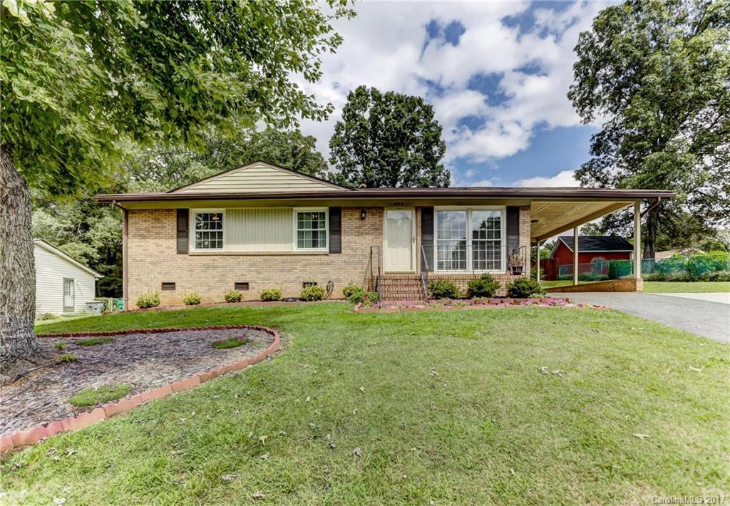 6714 Glenmoor Dr., Charlotte, NC 28214