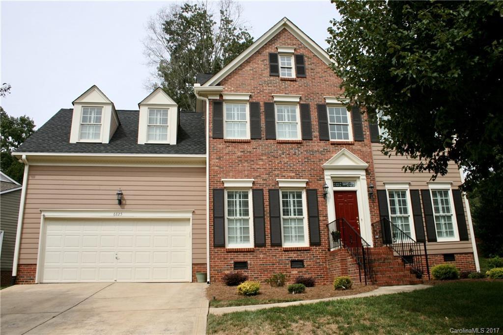 6825 Fairway Point Dr., Charlotte, NC 28269